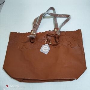ELIZABETH GRANT New Laser Cut Tote Bag Brown Red